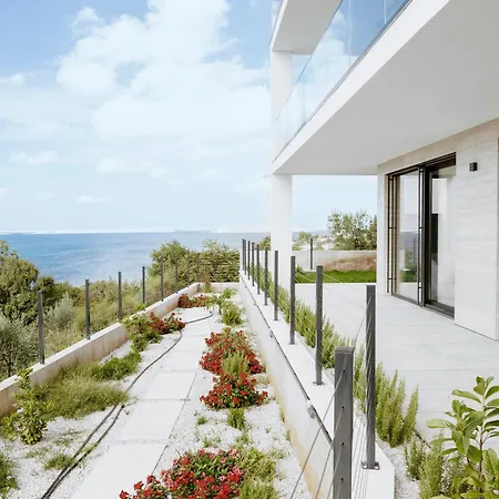 Apartina Boutique 4* Ртина