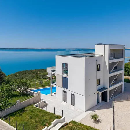 アパートホテル Apartina Boutique *