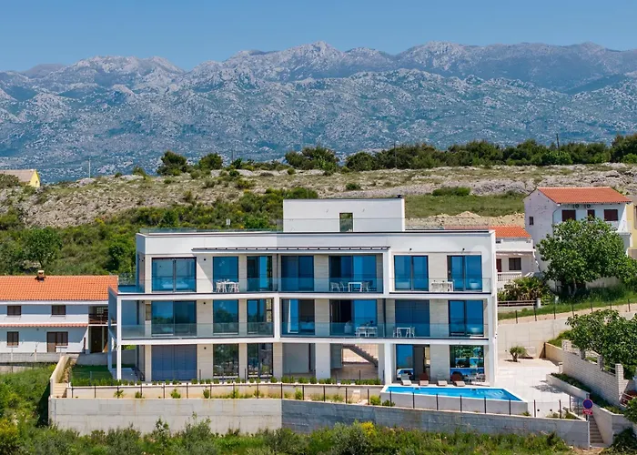 Apartina Boutique Aparthotel 4*