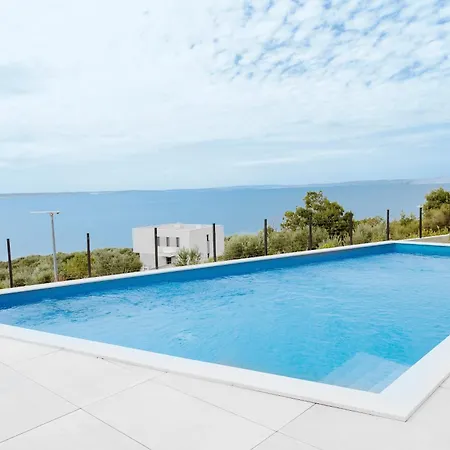 Apartina Boutique 4*